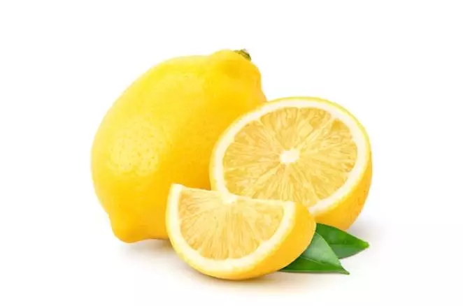 Hilangkan komedo hitam di area hidung Berbagai sumber