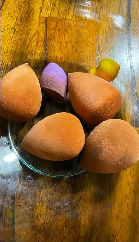 cara bersihkan spons makeup bernoda hitam berbagai sumber cara bersihkan spons makeup bernoda hitam berbagai sumber