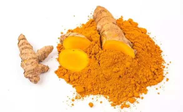 Atasi kerutan dan mata panda pakai kunyit Berbagai sumber