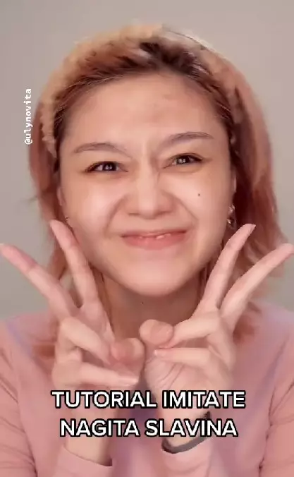 Wanita berambut pirang rias wajah mirip Nagita Slavina TikTok Wanita berambut pirang rias wajah mirip Nagita Slavina TikTok