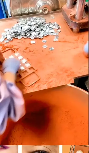 proses pembuatan pallet eyeshadow berbagai sumber