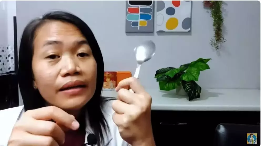 cara hilangkan bau mulut ala rekomendasi dokter berbagai sumber