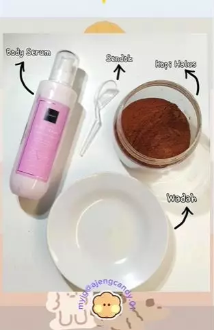Cerahkan lutut hitam pakai body serum dicampur kopi Berbagai sumber