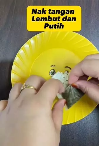 Putihkan tangan belang dan kusam pakai sampah dapur TikTok