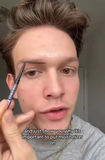 Skincare bisa bantu bikin alis rapi natural Berbagai sumber Skincare bisa bantu bikin alis rapi natural Berbagai sumber