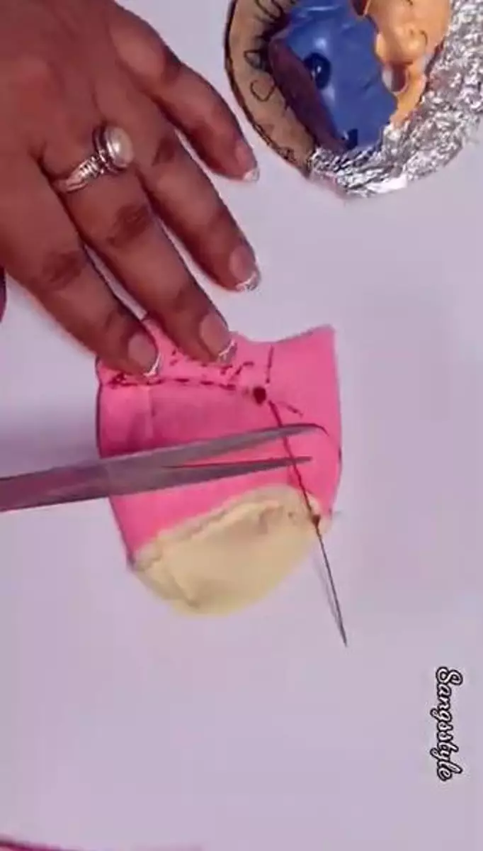 Bikin beauty blender pakai bahan tak terduga Berbagai sumber