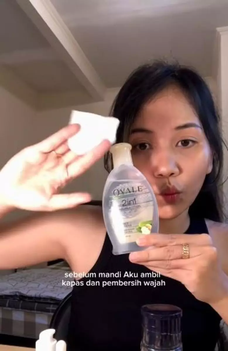 Cerahkan ketiak hitam pakai toner dan 2 produk pencerah wajah Berbagai sumber