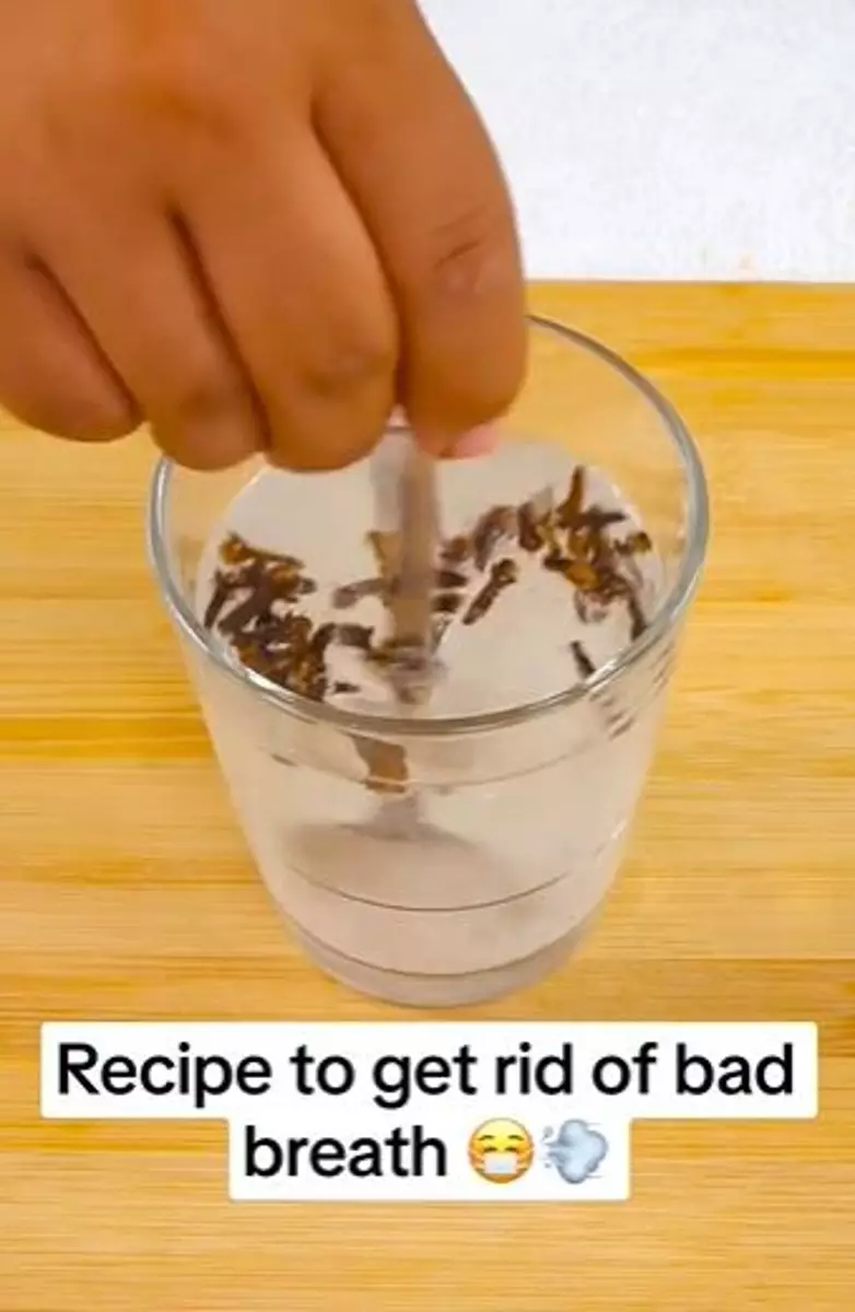 Hilangkan bau mulut tak sedap pakai 3 bahan dapur tanpa mouth spray Berbagai sumber Hilangkan bau mulut tak sedap pakai 3 bahan dapur tanpa mouth spray Berbagai sumber