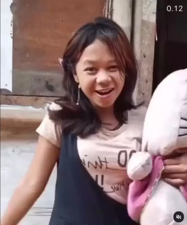 perubahan wajah cimoy  berbagai sumber