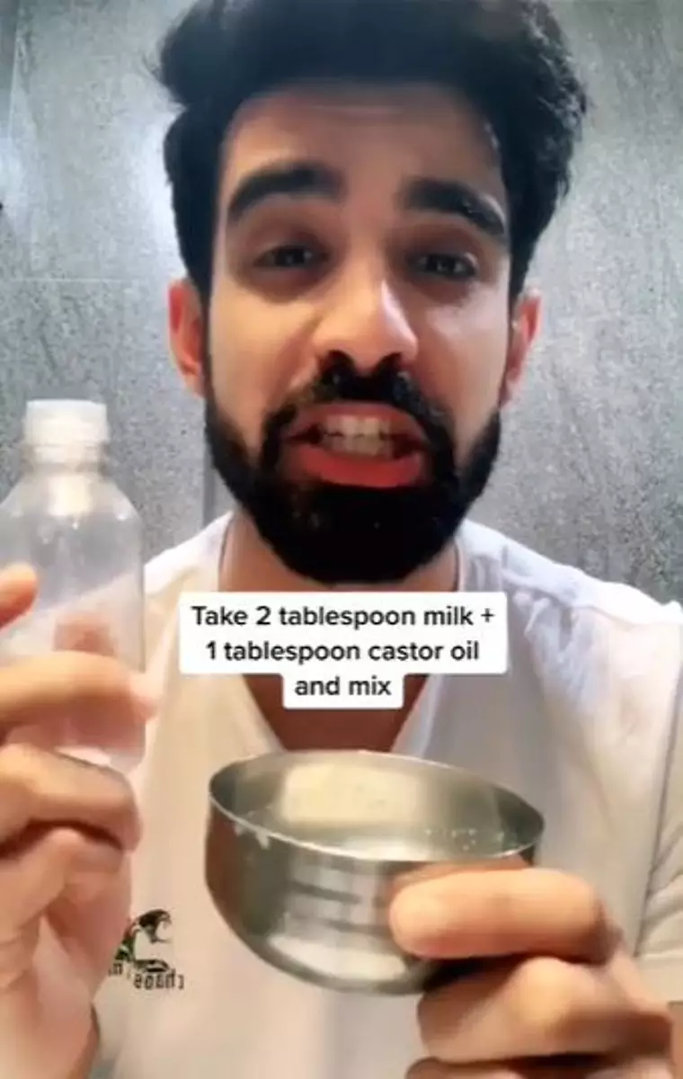 Kencangkan kerutan wajah castor oil dan susu Berbagai sumber