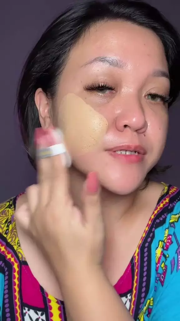 Review BLB Bloomatte Hi Cover Foundation Balm berbagai sumber Review BLB Bloomatte Hi Cover Foundation Balm berbagai sumber