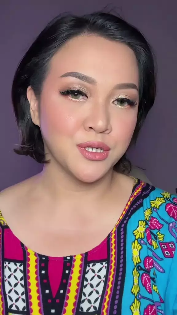 Review BLB Bloomatte Hi Cover Foundation Balm berbagai sumber Review BLB Bloomatte Hi Cover Foundation Balm berbagai sumber