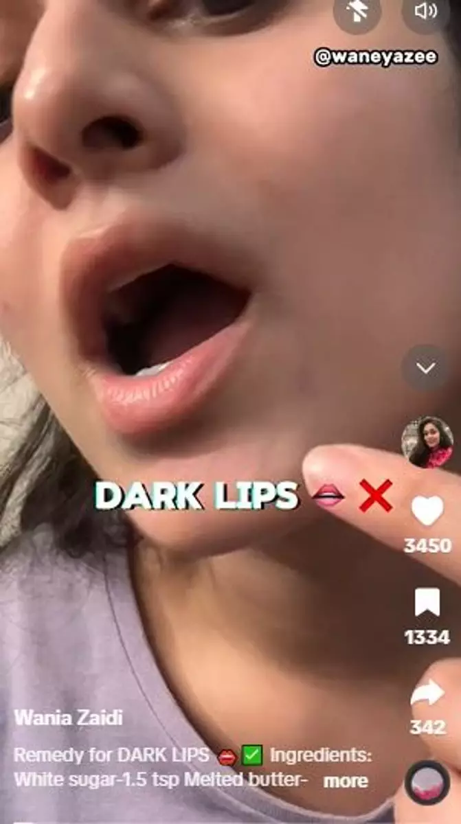 Cerahkan bibir hitam dan sangat kering dengan 2 bahan dapur Berbagai sumber Cerahkan bibir hitam dan sangat kering dengan 2 bahan dapur Berbagai sumber