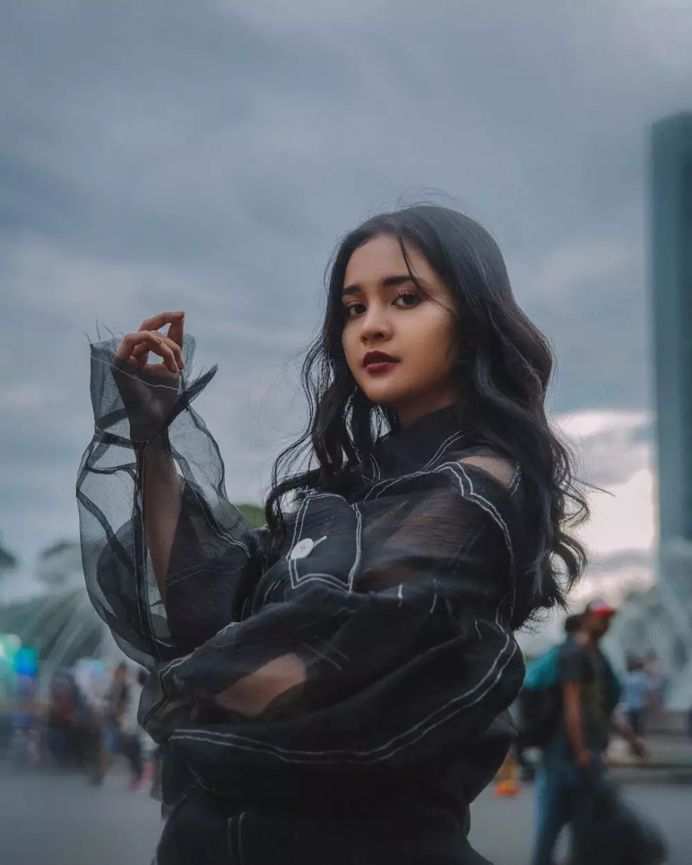 potret Michelle Ziudith saat pakai makeup bold berbagai sumber