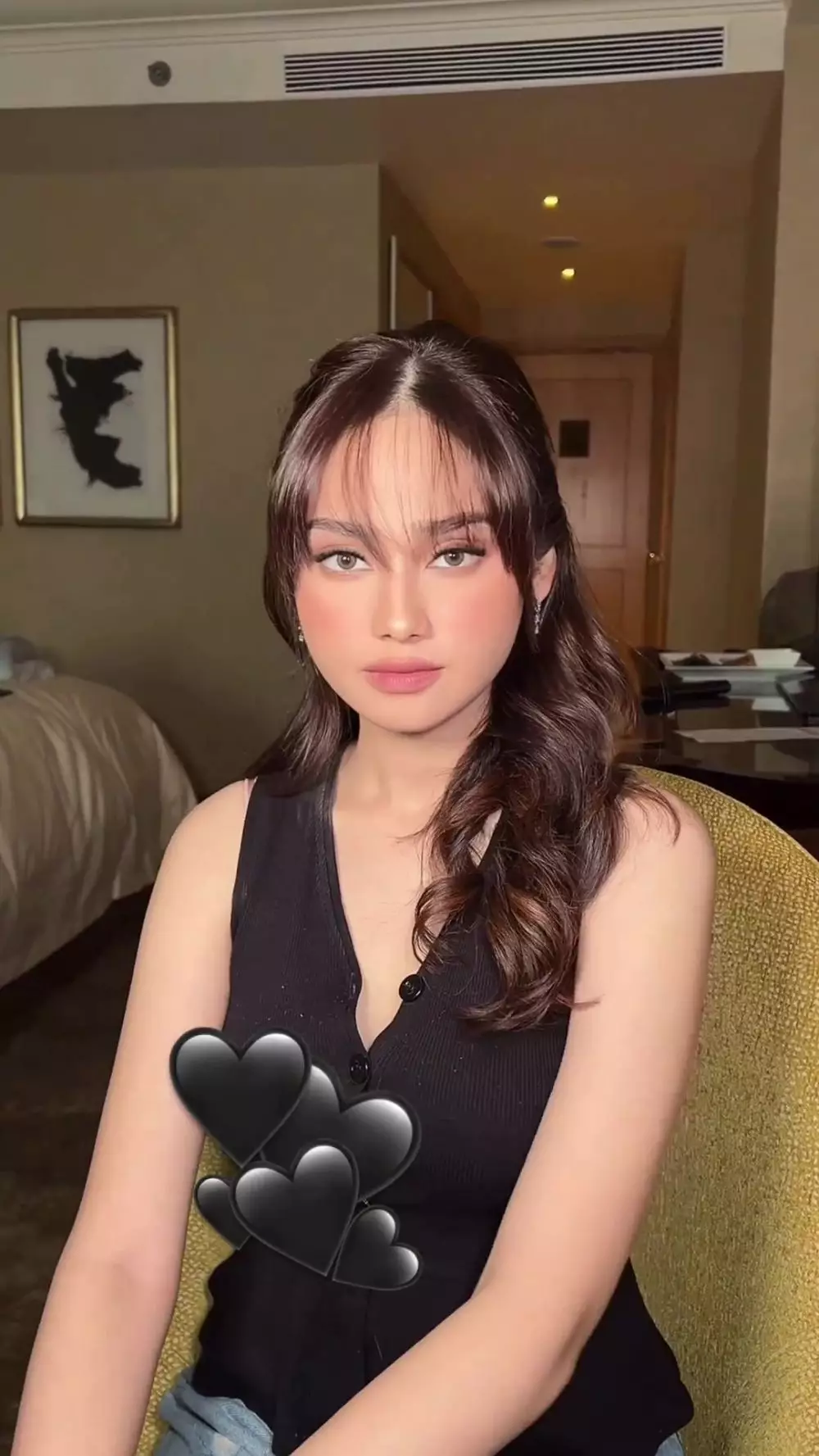 detail makeup Syifa Hadju yang makin memesona berbagai sumber