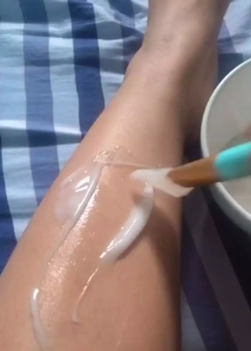 Bikin kulit putih pakai kombinasi air mawar dan body lotion Vaseline Berbagai sumber Bikin kulit putih pakai kombinasi air mawar dan body lotion Vaseline Berbagai sumber