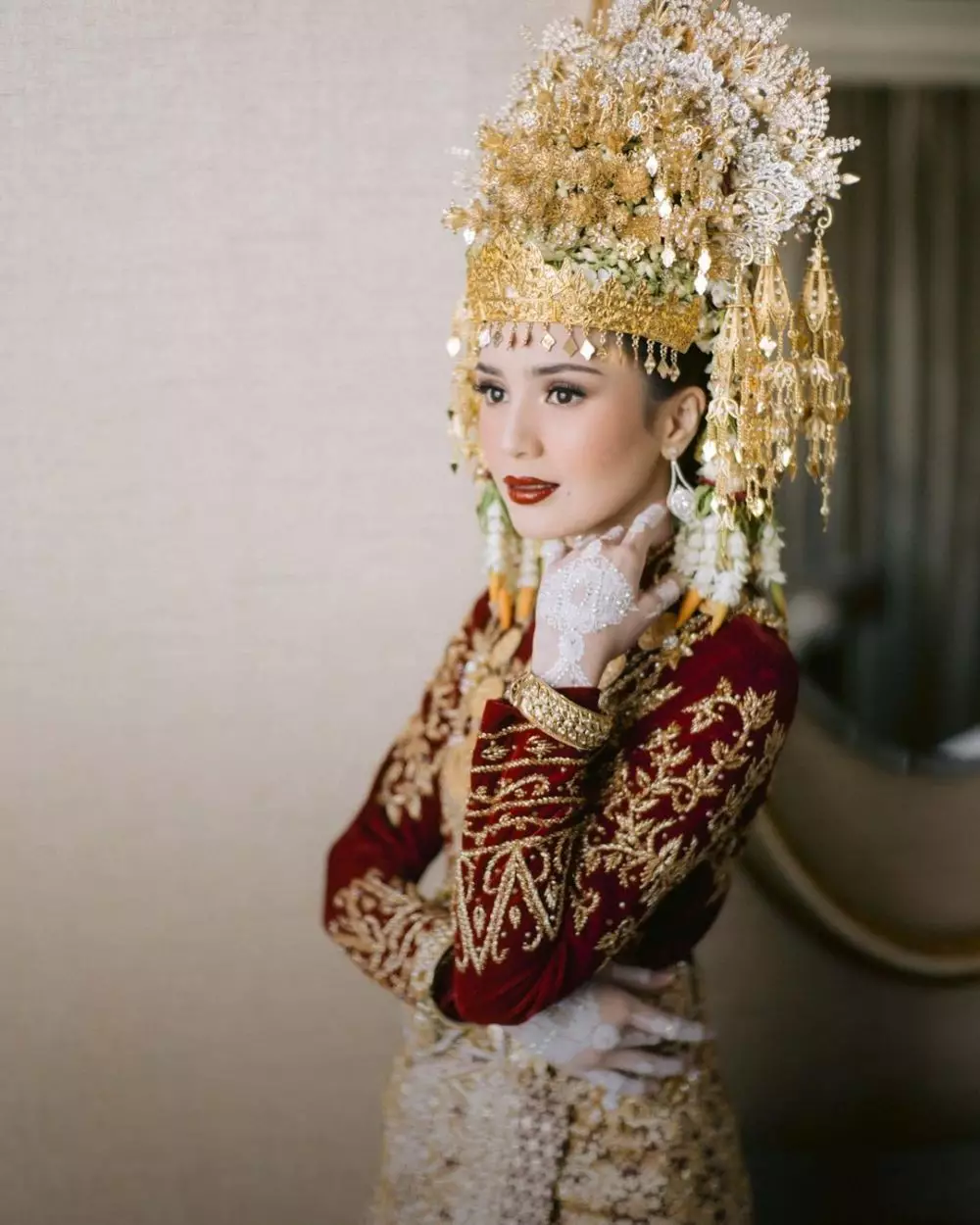 detail makeup acara Beby Tsabina berbagai sumber detail makeup acara Beby Tsabina berbagai sumber