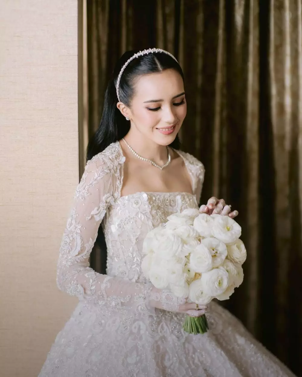 detail makeup acara Beby Tsabina berbagai sumber detail makeup acara Beby Tsabina berbagai sumber