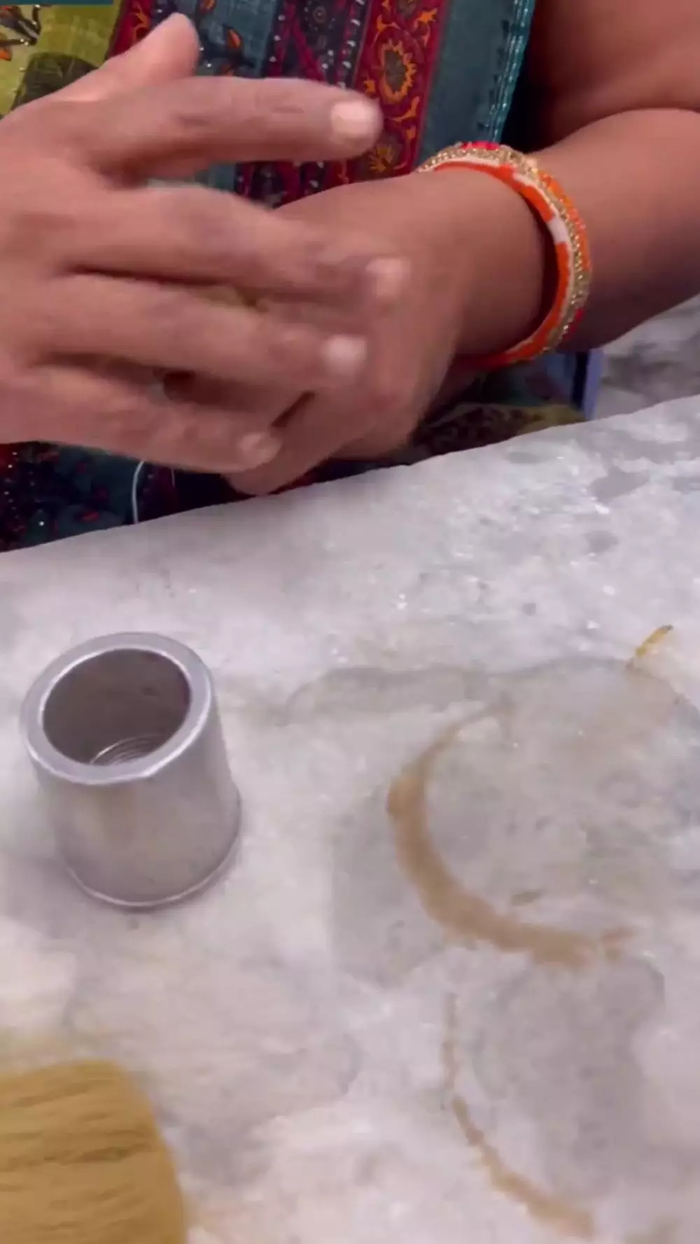 Potret pembuatan brush makeup berbagai sumber Potret pembuatan brush makeup berbagai sumber