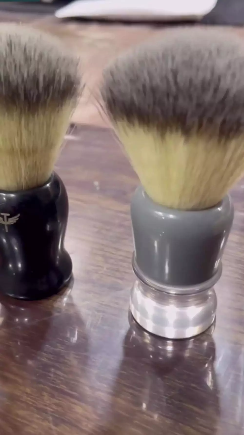 Potret pembuatan brush makeup berbagai sumber Potret pembuatan brush makeup berbagai sumber