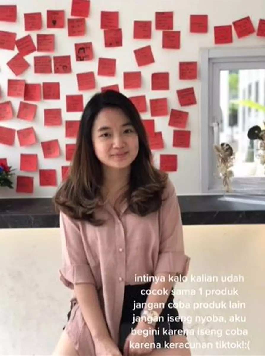 Wajah mulus cewek jadi jerawatan parah usai pakai iseng gonta ganti serum TikTok