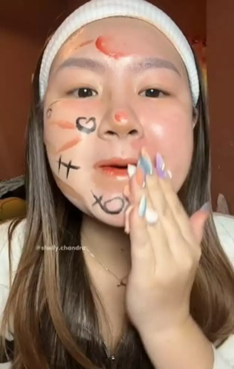 Battle micellar water The Originote & Glad2Glow harga Rp 50 ribuan TikTok