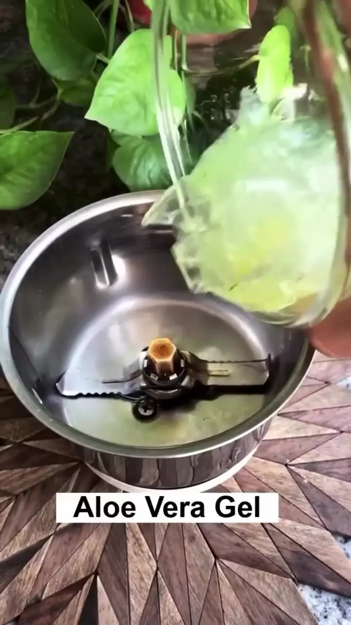 cara atasi wajah kusam cuma pakai toner © 2024 Instagram