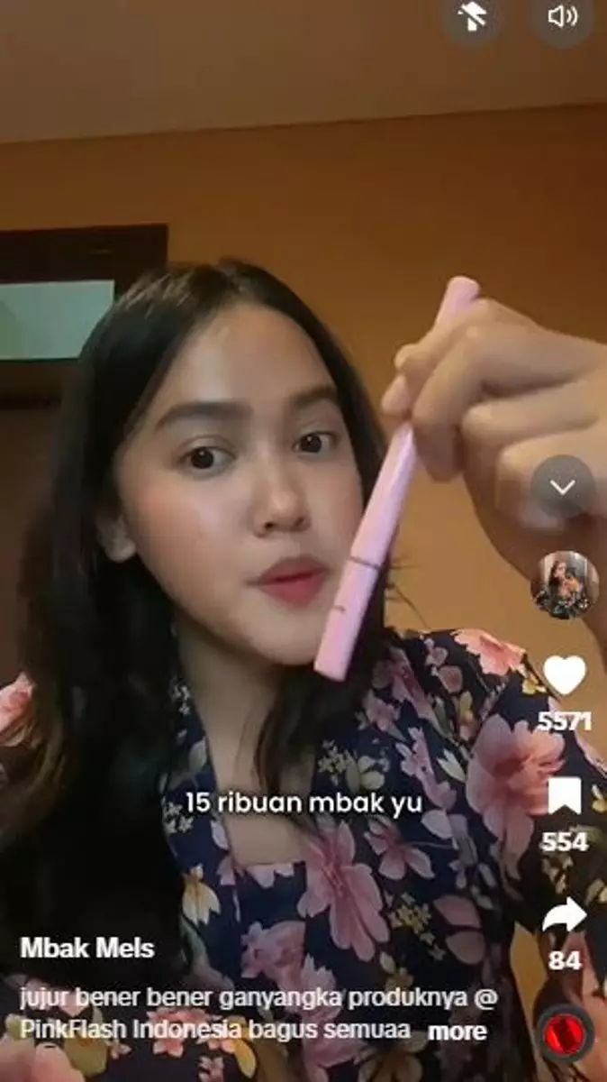 Review eyeliner PinkFlash Rp 15 ribuan yang diklaim waterproof Berbagai sumber