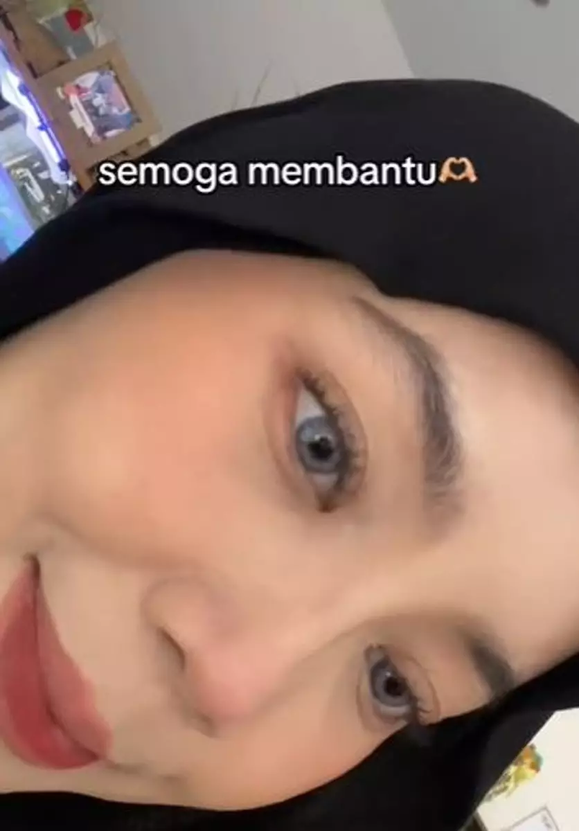 Trik atasi makeup crack di area hidung pakai air keran TikTok Trik atasi makeup crack di area hidung pakai air keran TikTok