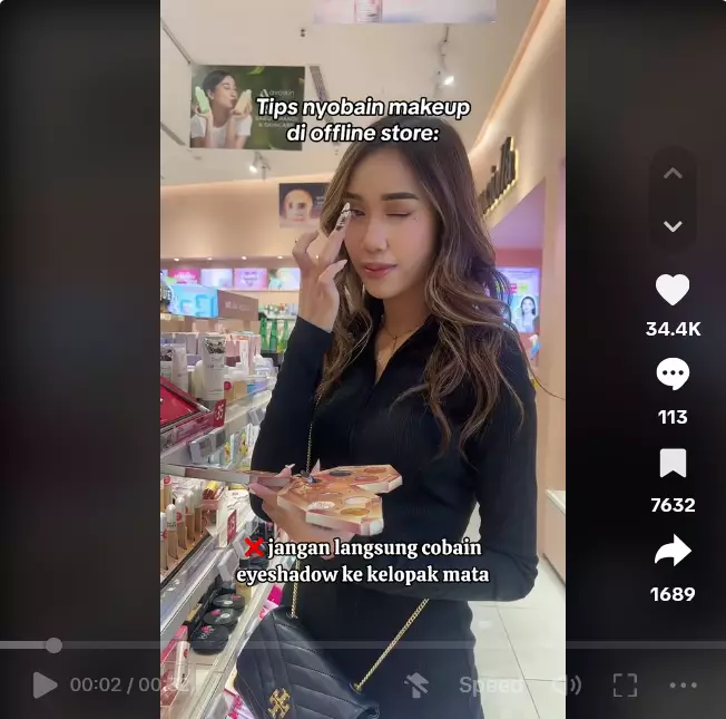 trik coba sampel makeup baru © 2024 TikTok