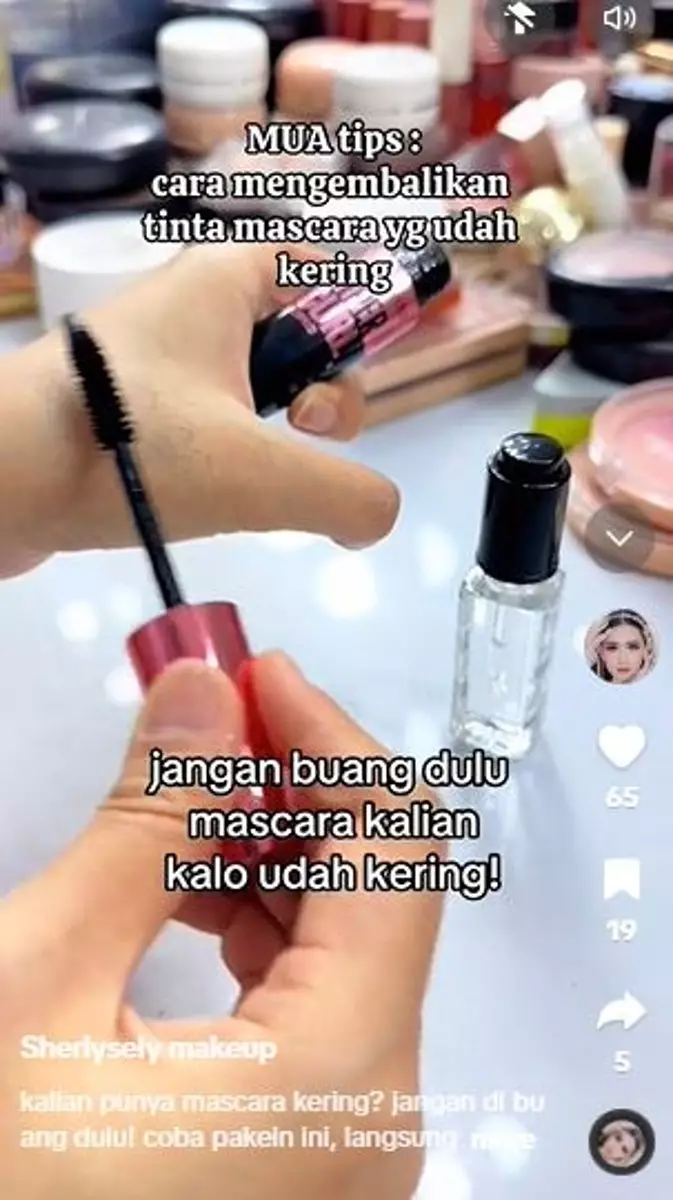 Cara atasi maskara kering cuma dicampur duraline TikTok Cara atasi maskara kering cuma dicampur duraline TikTok