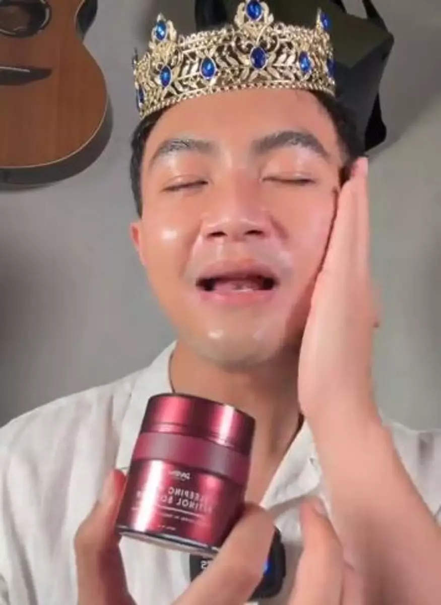 Review Retinol Booster Daviena viral yang diklaim mampu cegah penuaan kulit TikTok