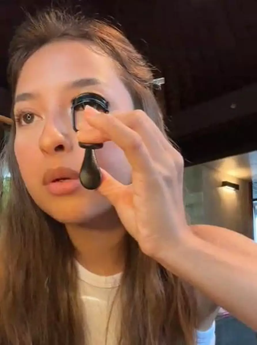 Makeup simple Jennifer Coppen hasilnya antidempul TikTok Makeup simple Jennifer Coppen hasilnya antidempul TikTok