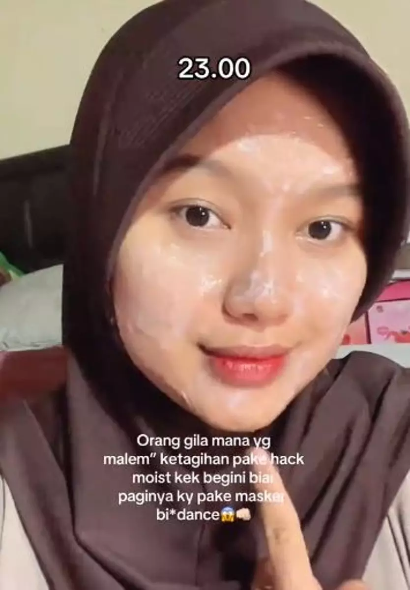 Rahasia bikin wajah glowing ala glass skin cuma pakai 1 produk skincare TikTok