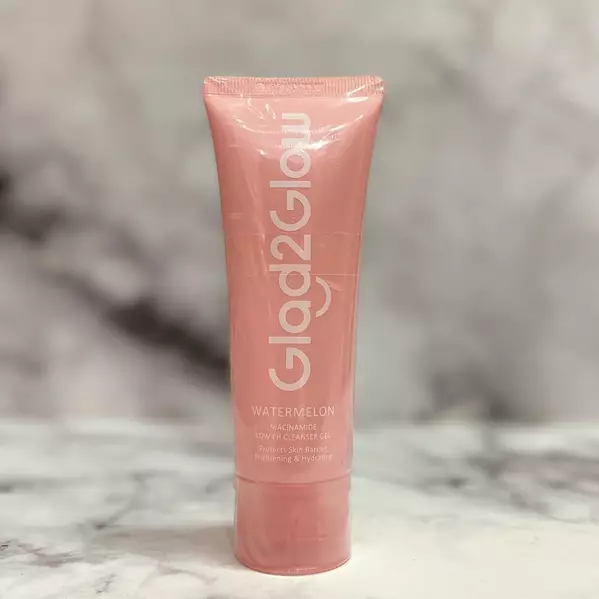 skincare Glad2Glow untuk kulit sensitif berbagai sumber