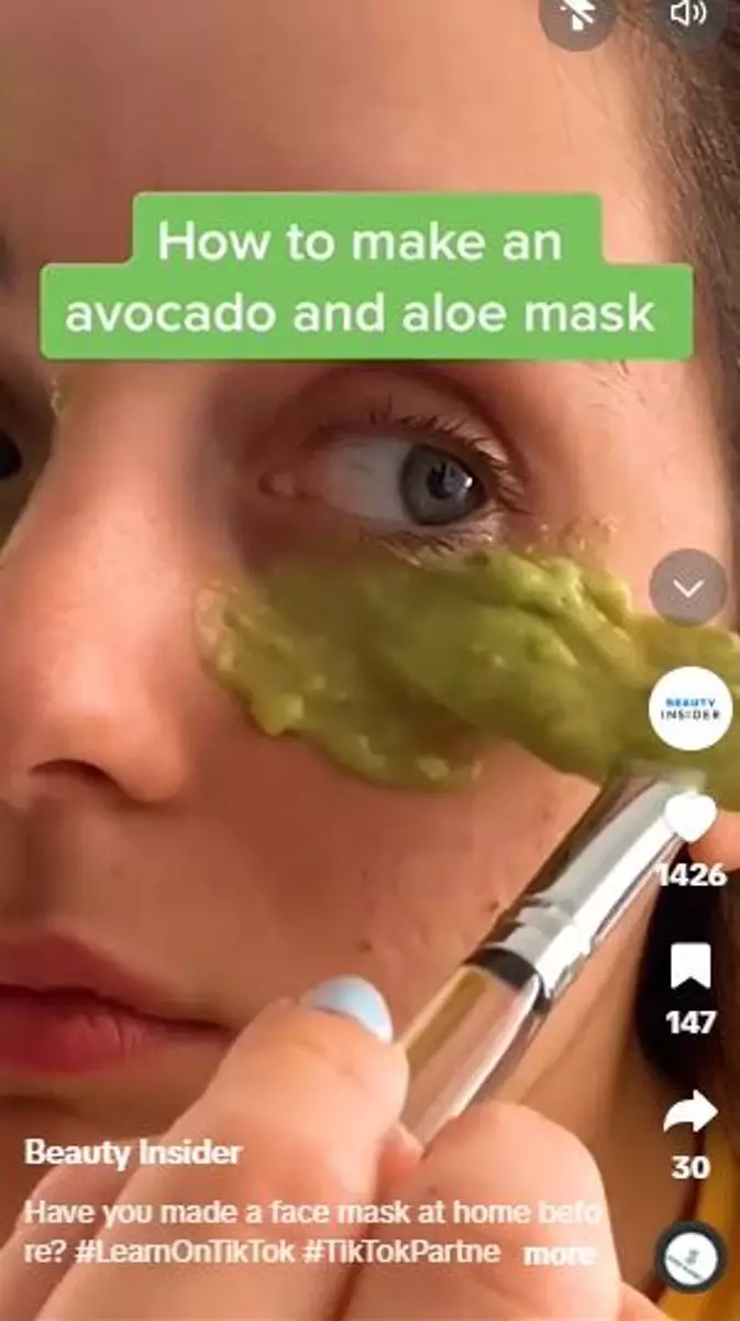 Pudarkan tampilan mata panda pakai aloe vera dicampur 1 jenis buah Berbagai sumber Pudarkan tampilan mata panda pakai aloe vera dicampur 1 jenis buah Berbagai sumber