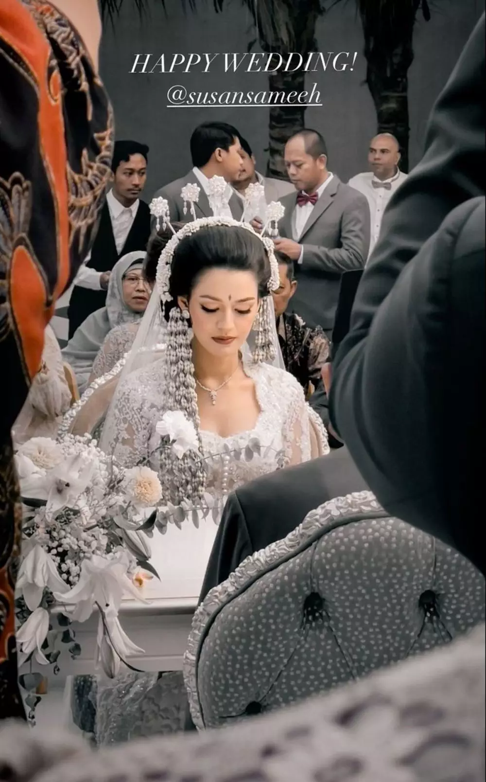 Potret detail makeup glam Susan Sameh  berbagai sumber