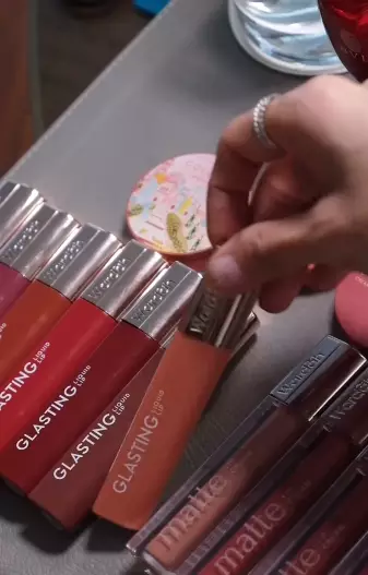 review blush on dan lip matte Wardah berbagai sumber review blush on dan lip matte Wardah berbagai sumber