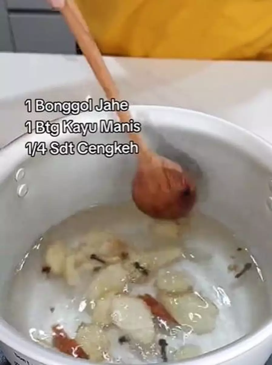 Cara bikin jamu atasi bau mulut tak sedap pakai 3 jenis rempah Berbagai sumber Cara bikin jamu atasi bau mulut tak sedap pakai 3 jenis rempah Berbagai sumber