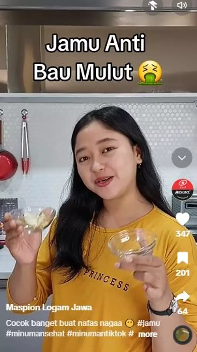 Cara bikin jamu atasi bau mulut tak sedap pakai 3 jenis rempah Berbagai sumber Cara bikin jamu atasi bau mulut tak sedap pakai 3 jenis rempah Berbagai sumber