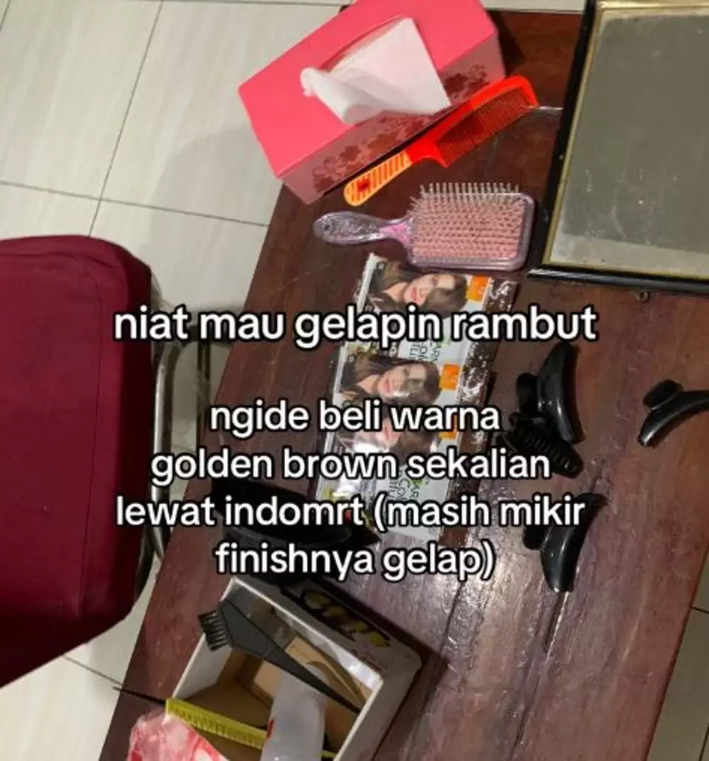Cewek niat semir rambut sendiri biar lebih gelap tapi berakhir zonk TikTok Cewek niat semir rambut sendiri biar lebih gelap tapi berakhir zonk TikTok