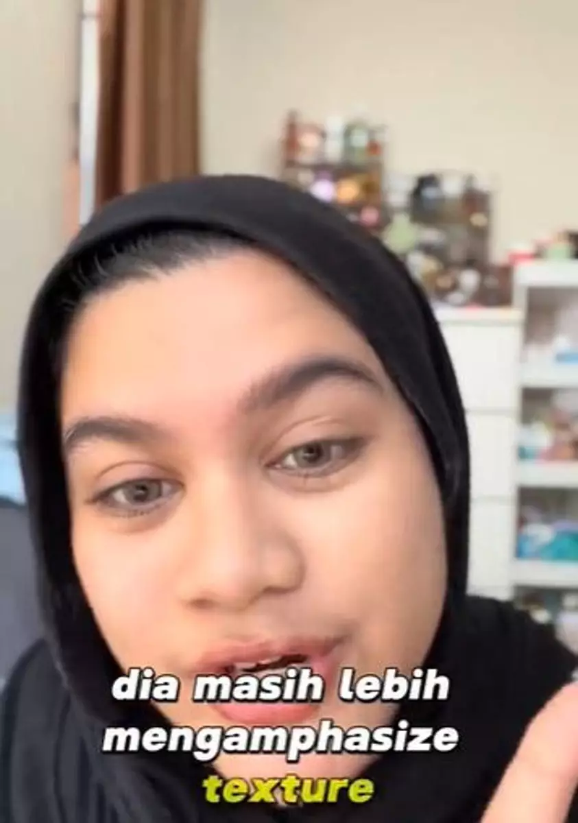 Battle review 3 bedak two way cake lokal yang viral di TikTok TikTok