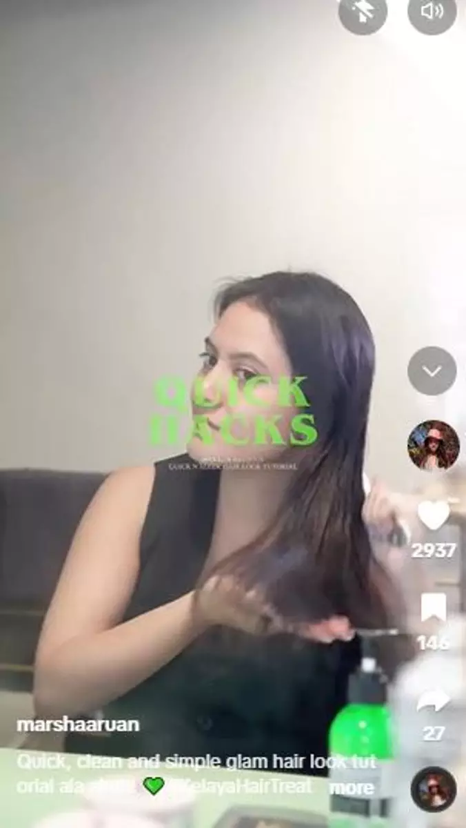 Styling rambut antiribet ala Marsha Aruan Berbagai sumber