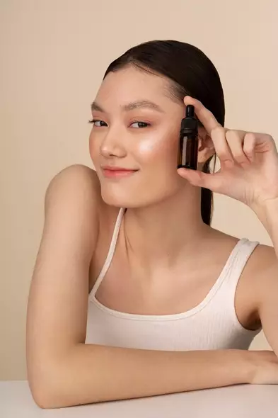 Bahan skincare dihindari kulit berjerawat freepik.com