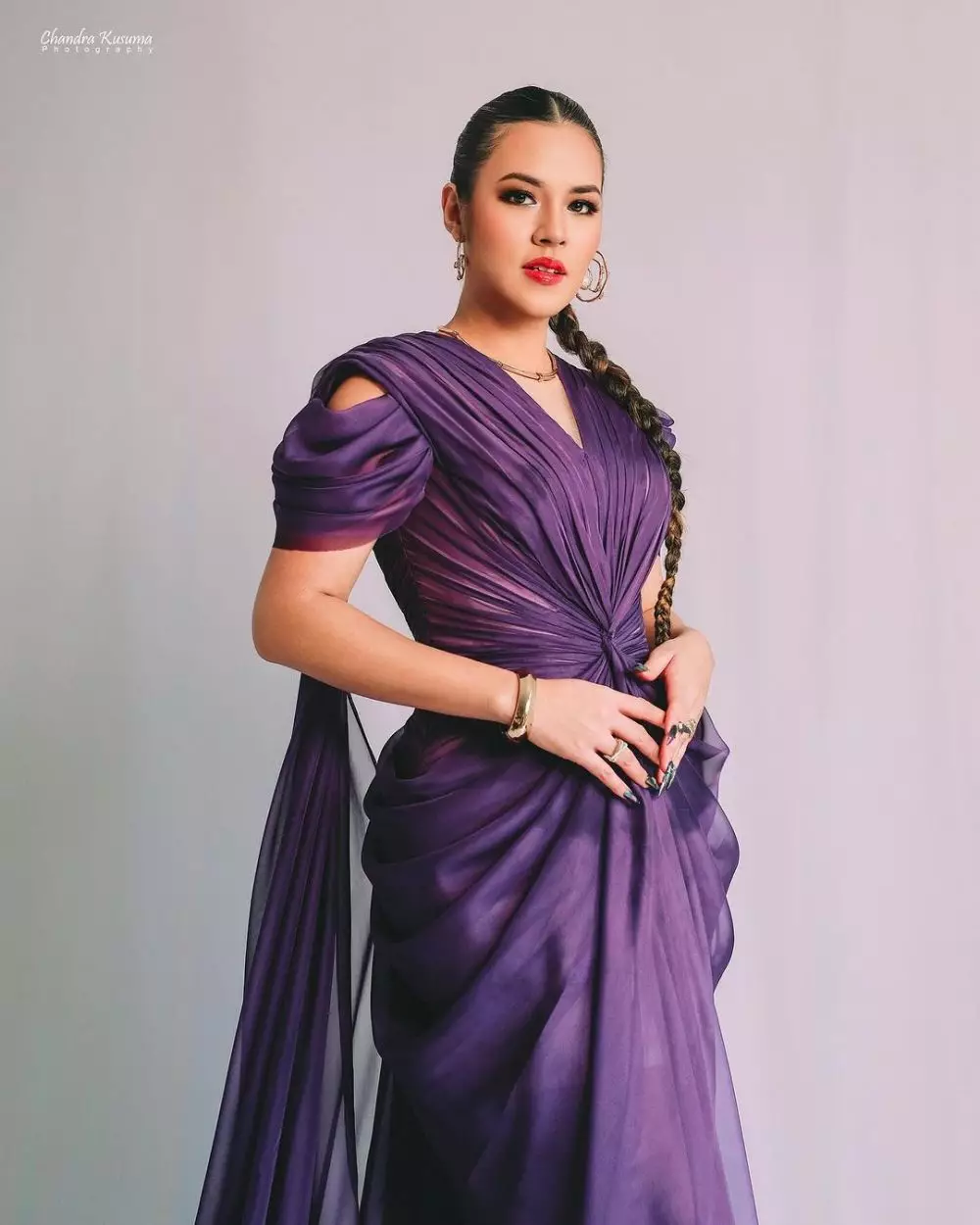 Adu gaya makeup 7 seleb di acara Jember Fashion Week 2024 Berbagai sumber Adu gaya makeup 7 seleb di acara Jember Fashion Week 2024 Berbagai sumber