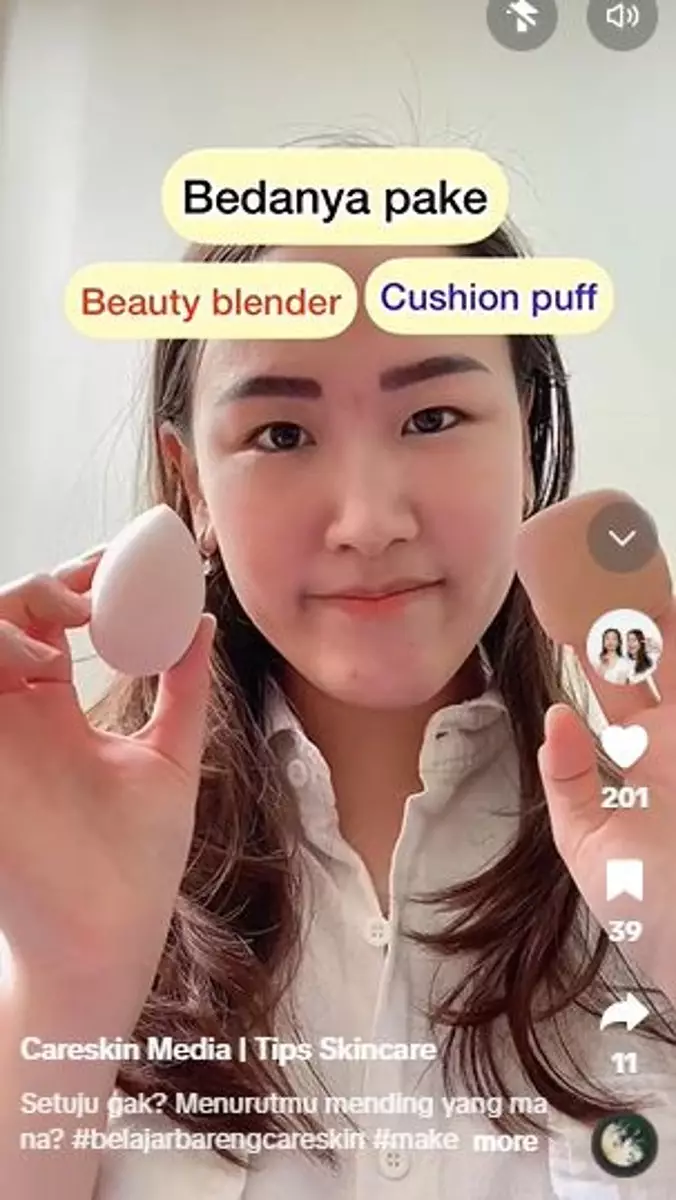 Beda penggunaan beauty blender & puff makeup pada finish riasan Berbagai sumber
