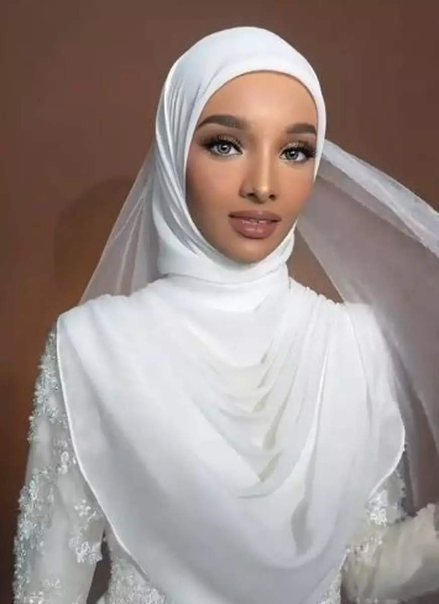 transformasi makeup cewek kulit gelap hasilnya dipuji mirip barbie TikTok