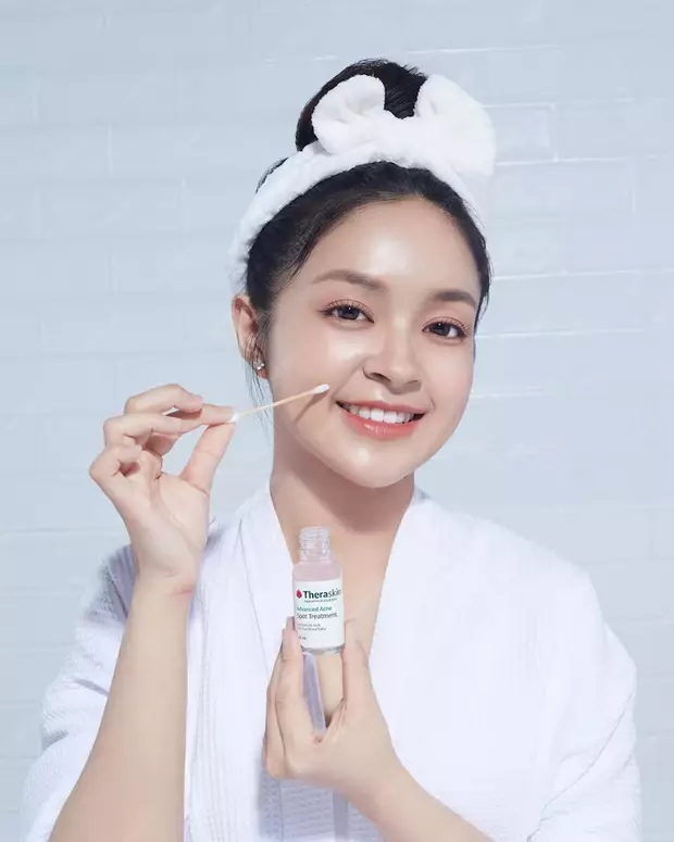 ciri-ciri skincare merkuri © 2024 freepik.com ciri-ciri skincare merkuri © 2024 freepik.com