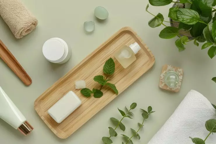 perbedaan skincare jaman dulu dan sekarang © 2024 freepik.com