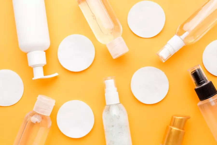 underconsumption core dalam skincare © 2024 freepik.com underconsumption core dalam skincare © 2024 freepik.com